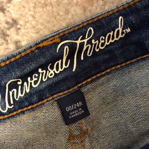 NWT Universal Thread Jeans - Picture 5 of 9